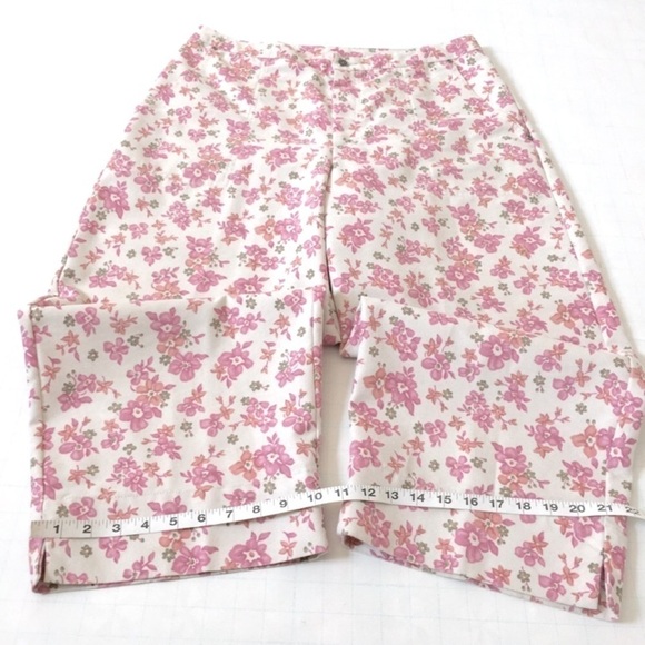 Vintage Villager High Rise Pink Floral Off White Straight Leg Cropped Pants - Picture 8 of 13